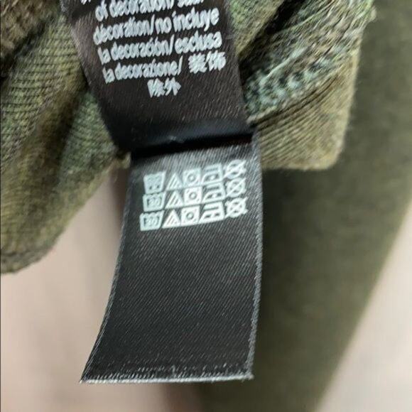 Victoria Sport green full zip jacket Extra Small - Picture 7 of 7